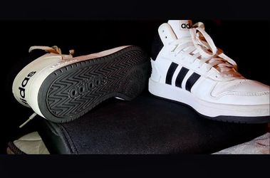 Adidas Hoops 2.0 Mid "White Black" - Size 8M