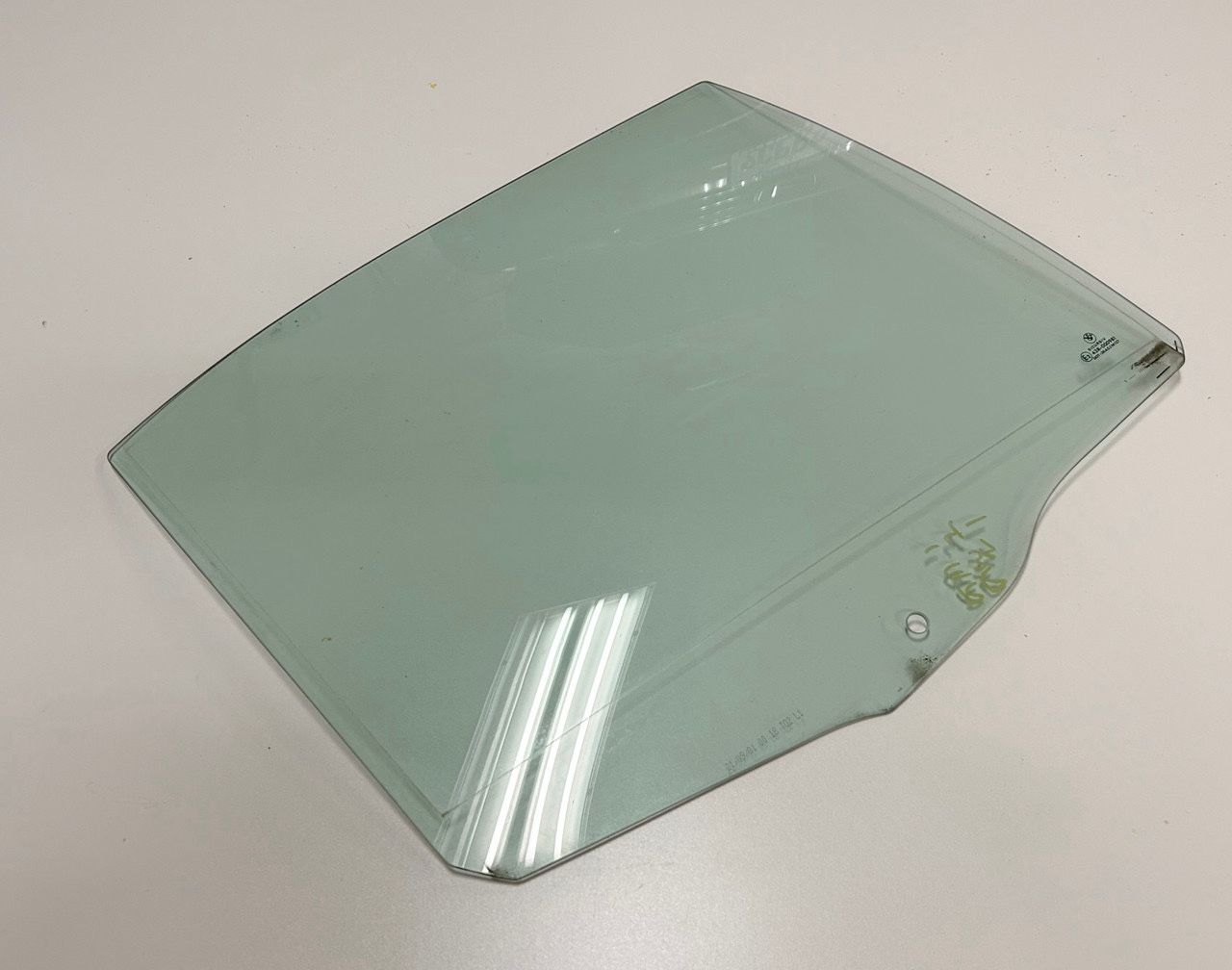BMW Passenger Rear Window Glass E39 M5 540i 530i 52
