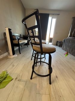 Swivel Bar Stools with Cushioned Seat – Set of 3