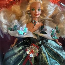 1995 Happy Holidays Barbie – Special Edition – New in Box