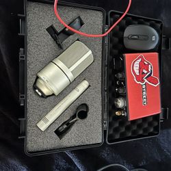 Microphone