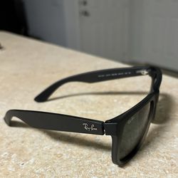 Ray-Ban  Sunglasses 