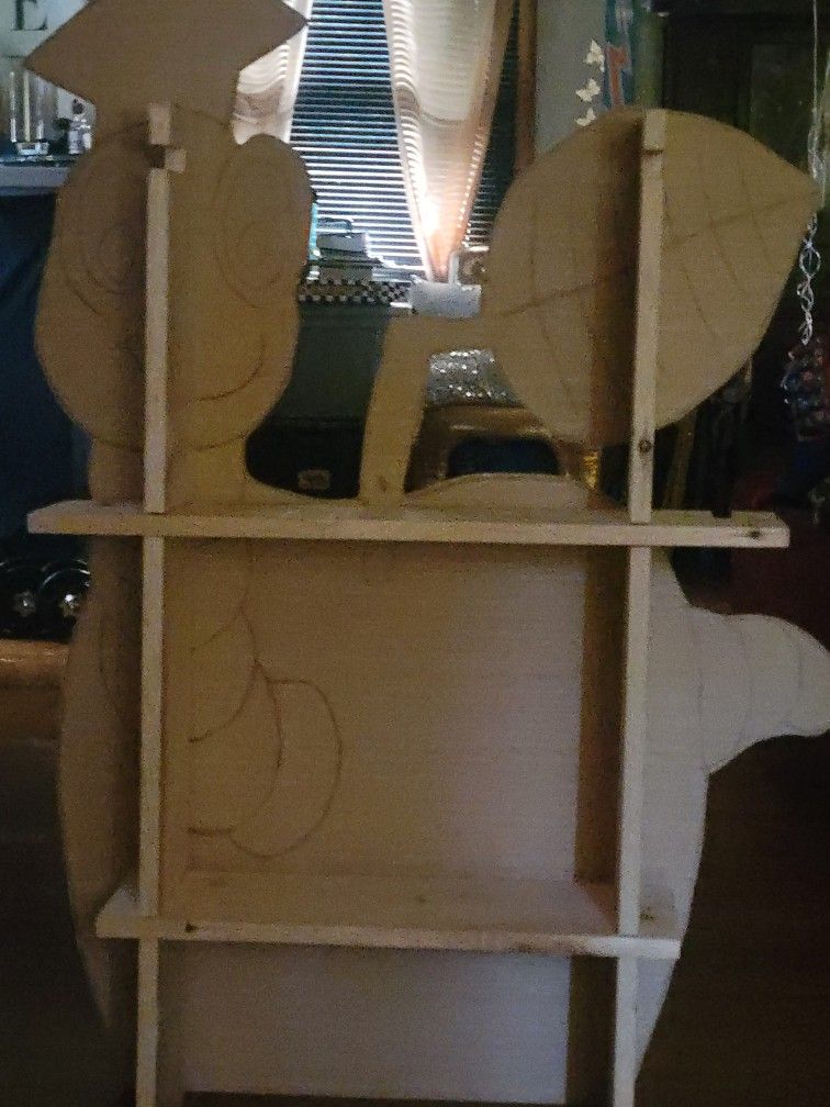 Bookworm Bookshelf
