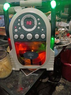 The Singing Machine Karaoke CD+G Player