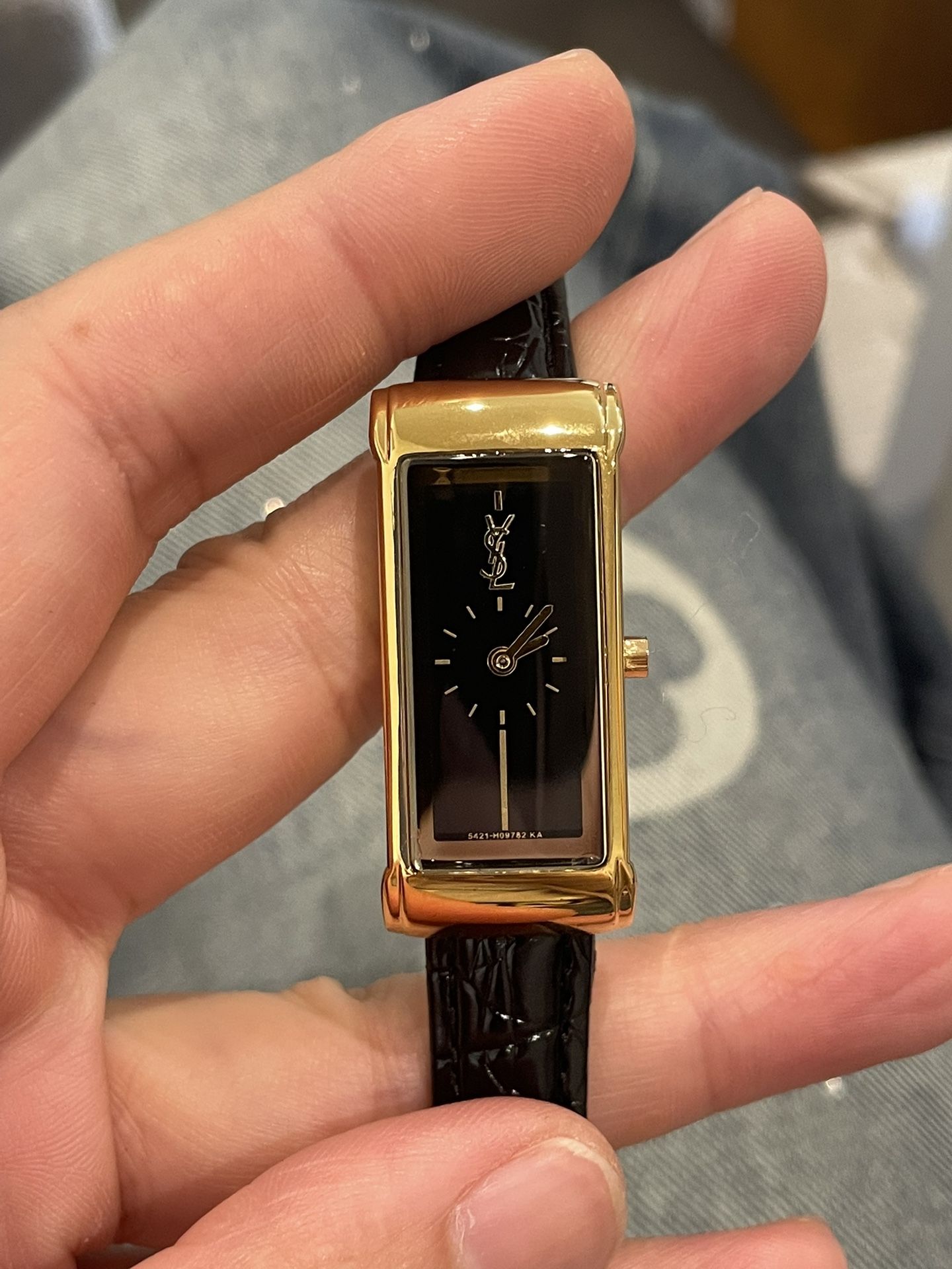 Women's watch, pure leather strap, black watch