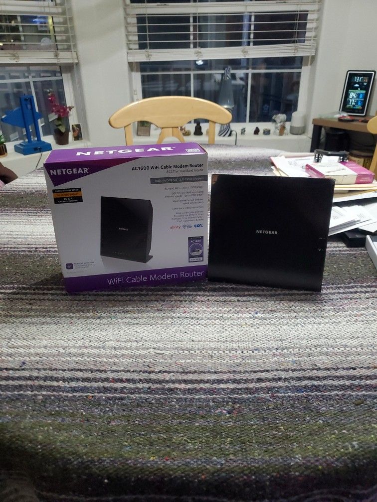 NETGEAR Cable Modem router
