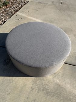 Softline Drum Pouf – Gray Wool Felt (Design Within Reach, Made in Denmark)