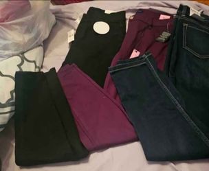 New juniors size 16 Justice jeans/celebrity pink Jeggings (color purple)