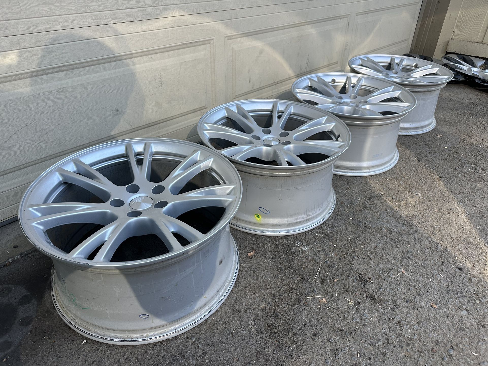Tesla Model Y Model 3 2017-2024 19" Gemini OEM Wheels Rims