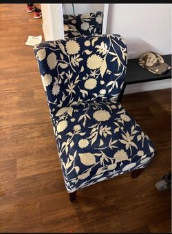 Floral chair