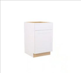 Hampton Bay
Shaker 21 in. W x 24 in. D x 34.5 in. H Assembled Base Kitchen Cabinet in Satin White