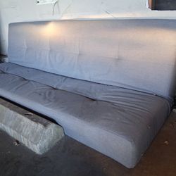 Futon 