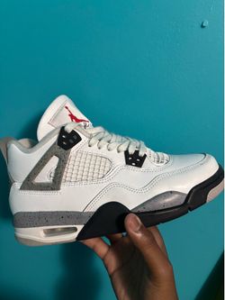 Jordan 4 white cement size 7
