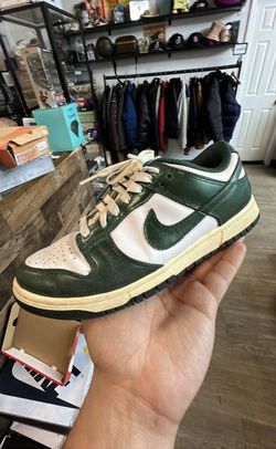 Nike Dunk Low VINTAGE GREEN Size 6.5 / 8W