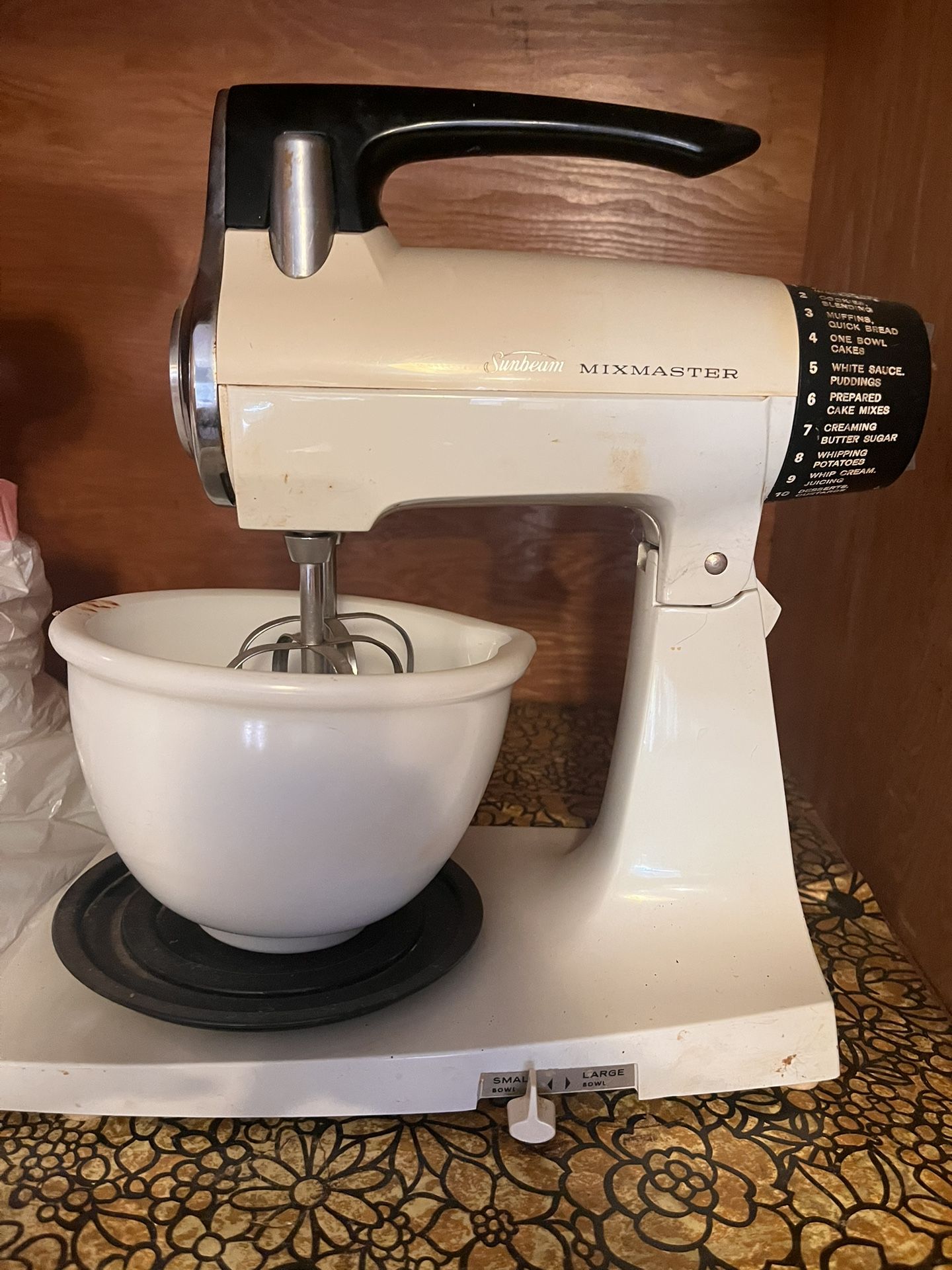 Vintage Vintage Sunbeam Mixmaster 12 Speed Mixer