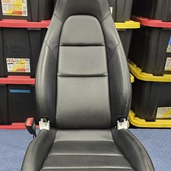 Porsche Cayman 718 Front Left Driver Seat Cushion Assembly 17-24  Leather 