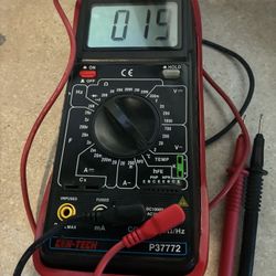 Centech Cen-Tech P37772 Digital Multi-Meter 