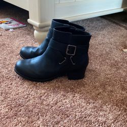 Girls Boots Size 4
