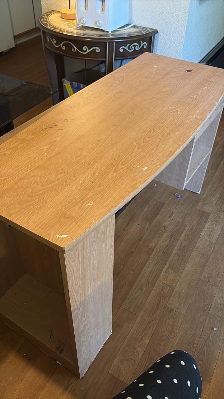 Free Desk