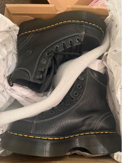 Doc marten buzz 8-eye boots