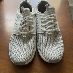 Men’s 11.5 Skechers