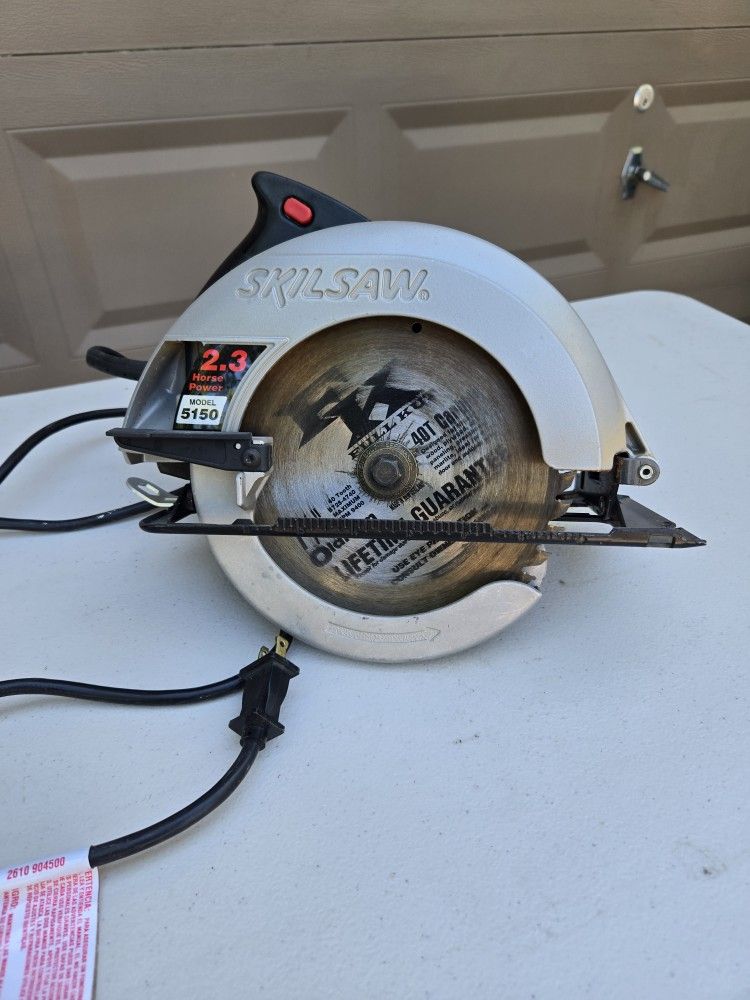 Skilsaw 5150 Circular Saw