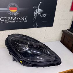 Porsche. Macan rh headlight Oem 19-24