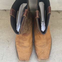 Work Boots Size 14 
