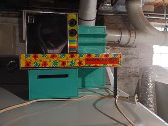 Easy Bake Oven