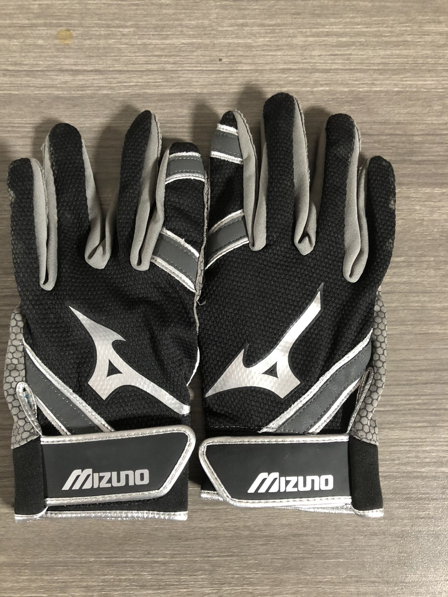 Mizuno Baseball / Softball Batting Gloves