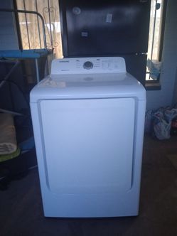 \\\ SAMSUNG ""GAS"" DRYER ///
