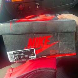 Jordan 1 Low “voodoo”