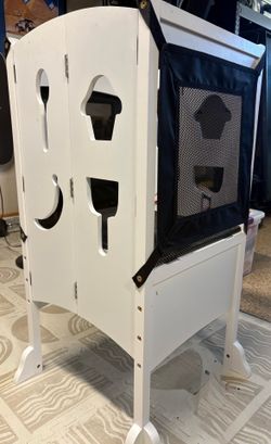 Foldable Guidecraft kitchen helper