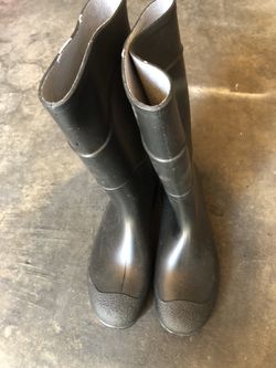 Black rubber boots