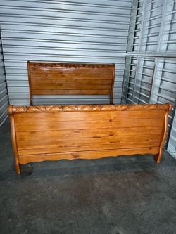 Beautiful Very Heavy Solid Wood Carved King Size Sleigh Bed