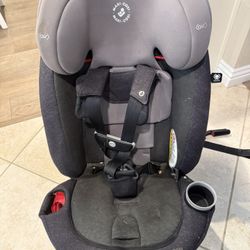 Maxi-Cosi Magellan Xp Max All-In-One Convertible Car Seat