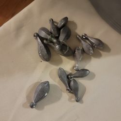 All kinds of fishing gear .