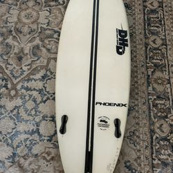 5’6 Surfboard