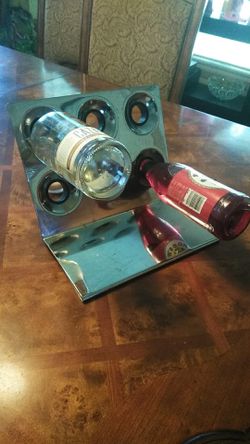 Wine bottle rack