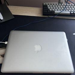 2011 MacBook 