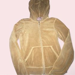 Juicy Couture tan velour zip up hoodie #y2kfashion #velourhoodie