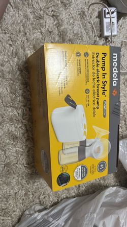 Medela Pump In Style MaxFlow Double Electric Breast Pump