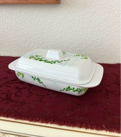 Leaf Pattern Plastic Butter Dish