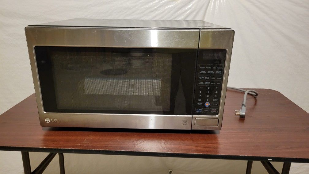 LG 2.0 Cu. Ft. Counter Top Microwave Oven Stainless Steel - LCRT2010ST