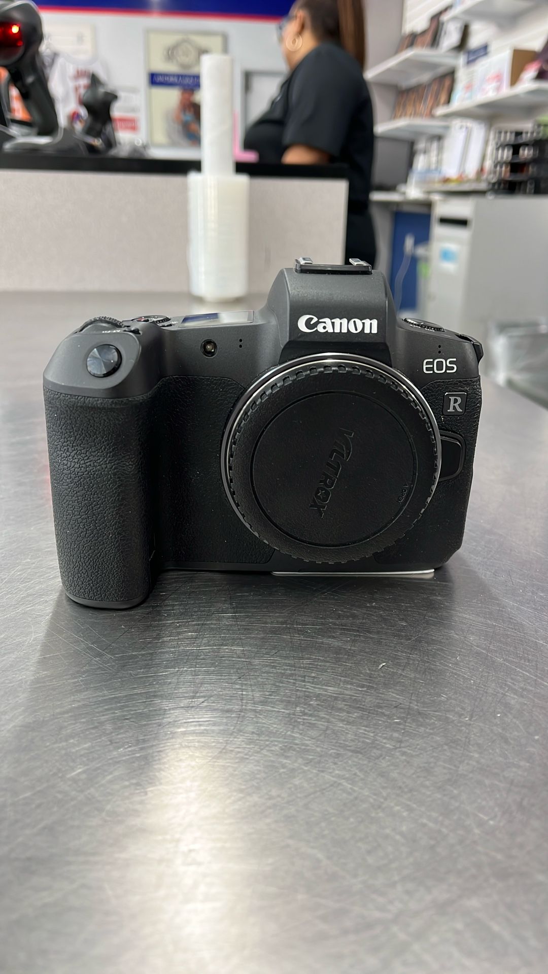 Canon EOS R