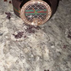 GUCCI WATCH 350$