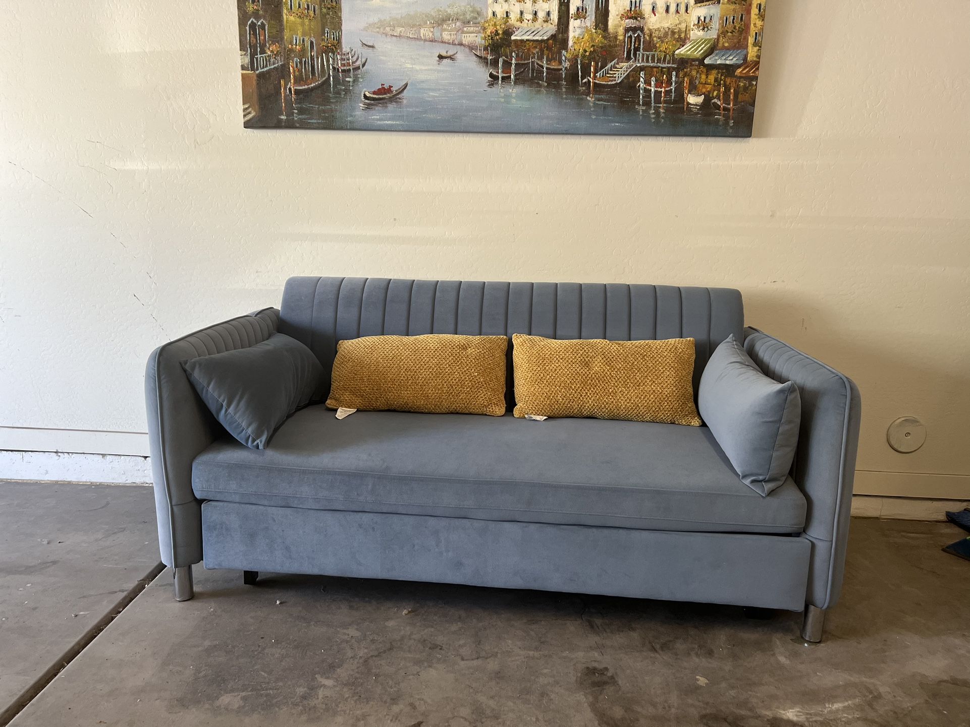 Nice Sofa - CAN DELIVER