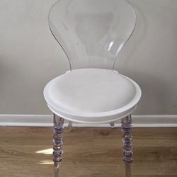 Vanity Chair 