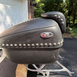 Harley Davidson Softail Leather Trunk With Quick Disconnect Mounting Brackets 