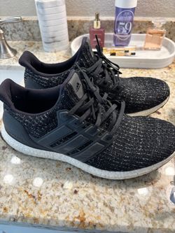 Adidas Ultra Boost 4.0 black and white speckle , size 10 men’s